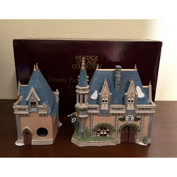 Dept 56 Disney Parks Village Series Mickeys Christmas Carol Fantasyland Retired - Picture 6 of 14